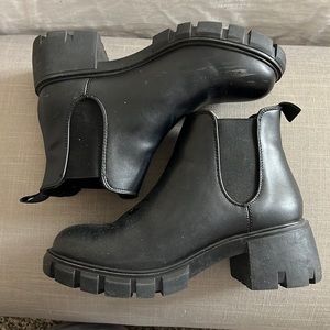 Steve Madden Howler Booties - Black Size 8